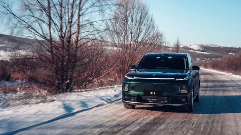 北方车友狂喜！零跑D19冰雪实测续航不虚+爆胎不慌